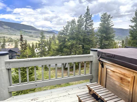 High Meadow Hideaway