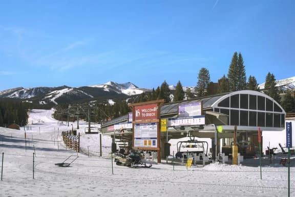 Alpine Powder Pad at Peak 9